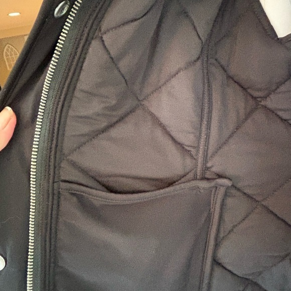 Ralph Lauren Black Quilted Vest - Picture 7 of 8
